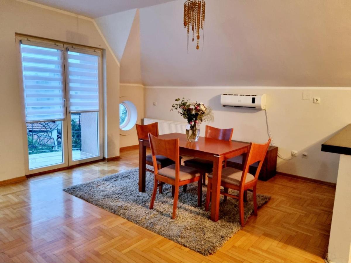 Apartman Branko Kruševac Exteriör bild